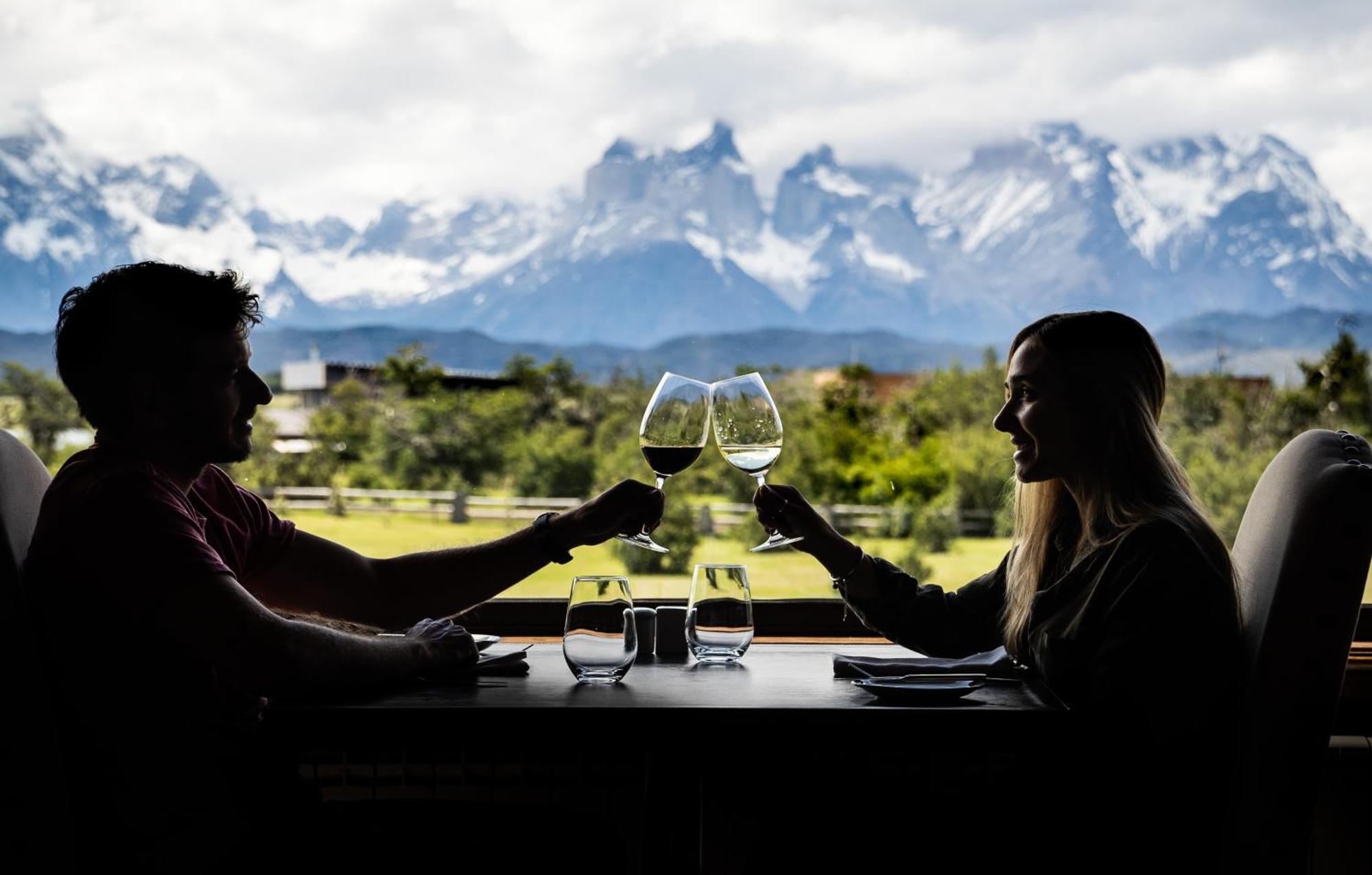 فندق ريو سيرانو سبا Torres del Paine National Park المظهر الخارجي الصورة